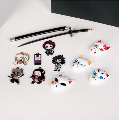 Demon_Slayer_Kamado_Tanjirou_Metal_Pendant_Physical_display 9